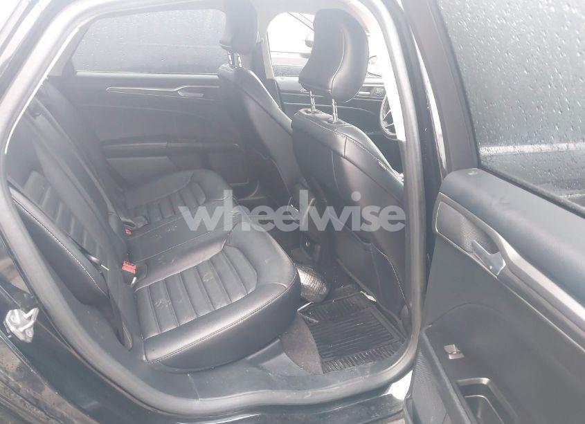 Photo 8 of 2017 Ford Fusion SE (VIN 3FA6P0HD1HR221010)