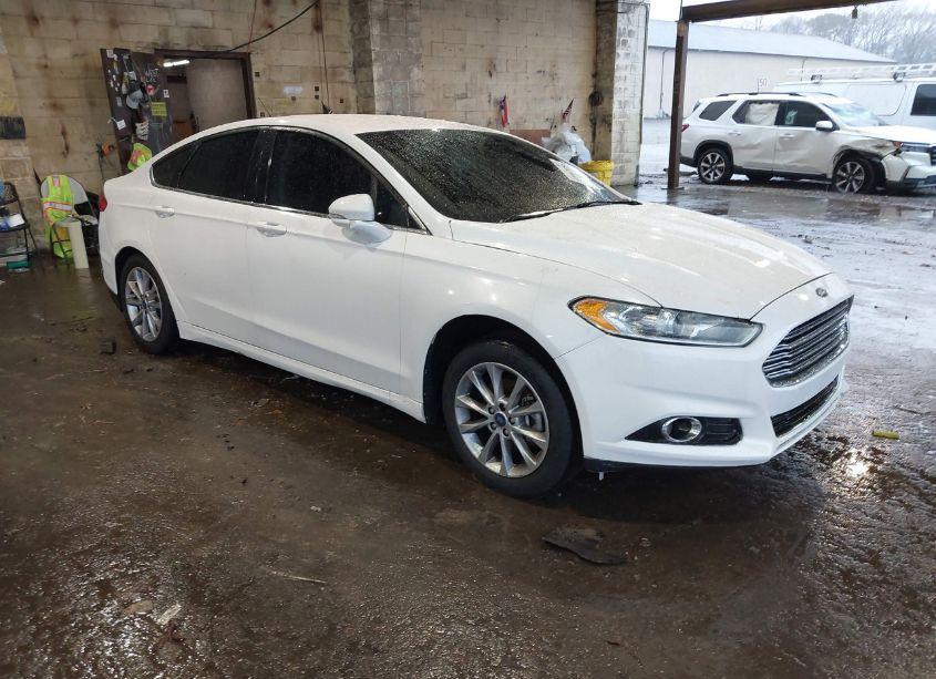 2017 Ford Fusion SE (VIN 3FA6P0HD1HR241161) main photo