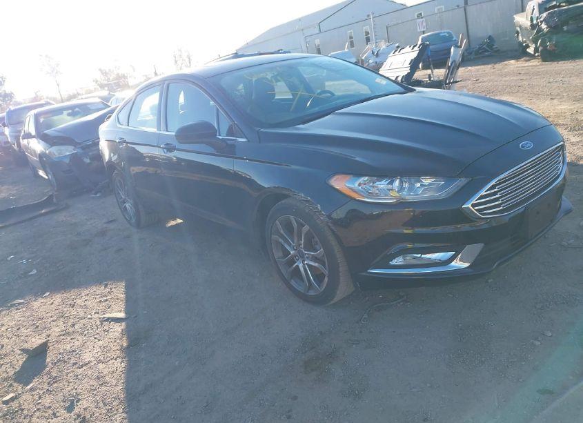 2017 Ford Fusion SE (VIN 3FA6P0HD1HR241175) main photo
