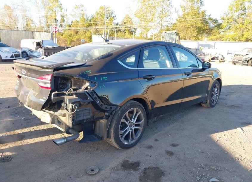 Photo 4 of 2017 Ford Fusion SE (VIN 3FA6P0HD1HR241175)