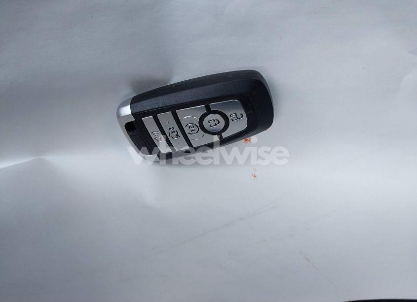 Photo 11 of 2017 Ford Fusion SE (VIN 3FA6P0HD1HR257831)