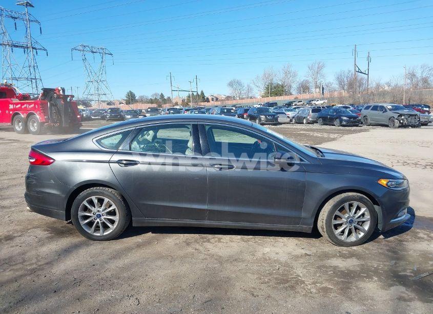 Photo 13 of 2017 Ford Fusion SE (VIN 3FA6P0HD1HR268456)
