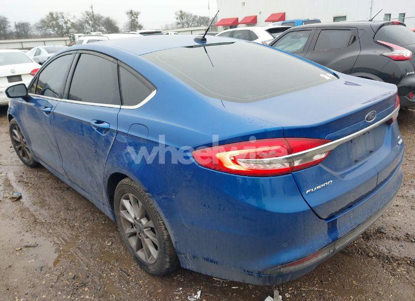 Photo 3 of 2017 Ford Fusion SE (VIN 3FA6P0HD1HR299092)