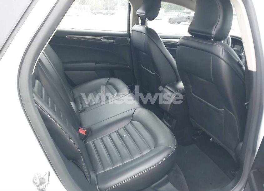 Photo 8 of 2017 Ford Fusion SE (VIN 3FA6P0HD1HR317302)