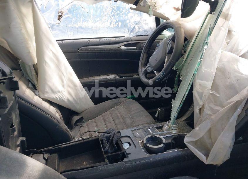 Photo 5 of 2017 Ford Fusion SE (VIN 3FA6P0HD1HR349005)