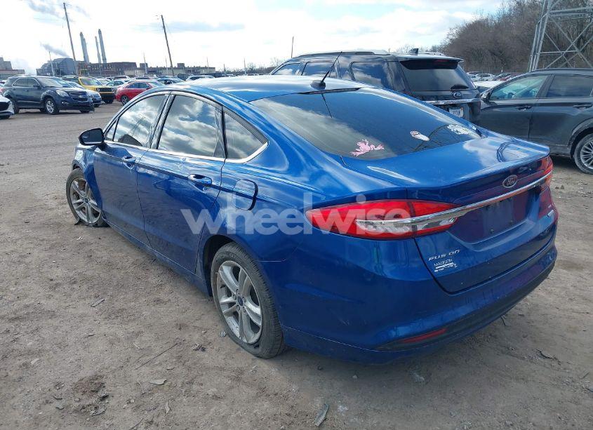 Photo 3 of 2018 Ford Fusion SE (VIN 3FA6P0HD1JR188757)