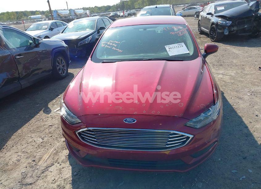 Photo 12 of 2018 Ford Fusion SE (VIN 3FA6P0HD1JR196339)