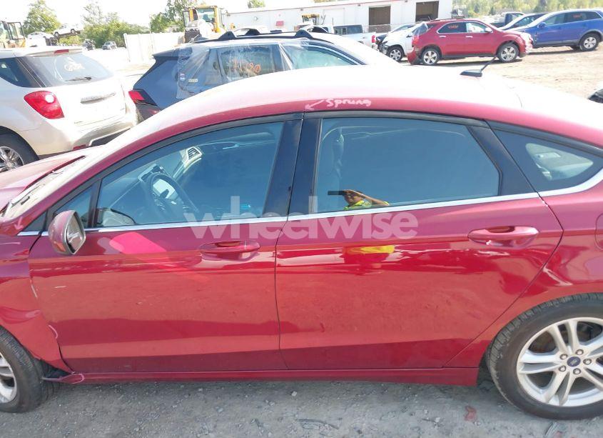 Photo 14 of 2018 Ford Fusion SE (VIN 3FA6P0HD1JR196339)