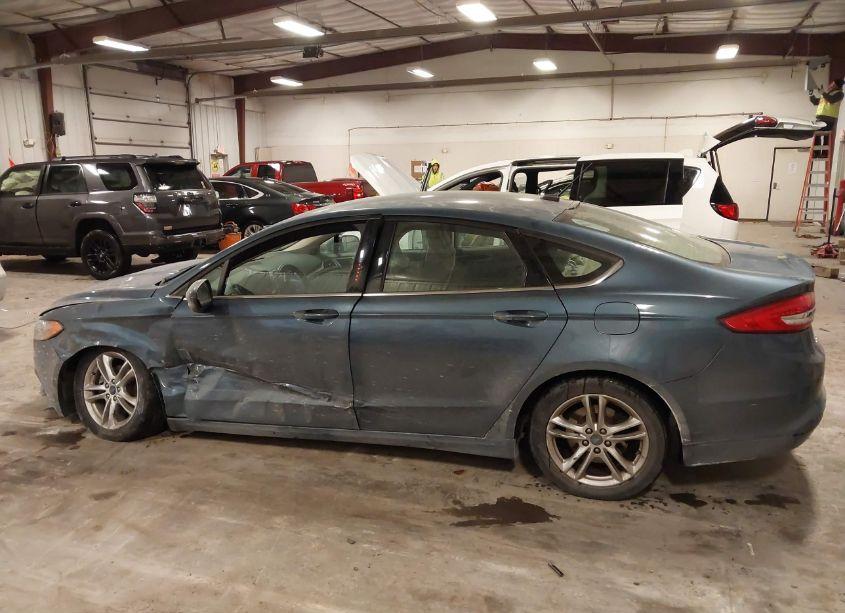 Photo 14 of 2018 Ford Fusion SE (VIN 3FA6P0HD1JR224639)