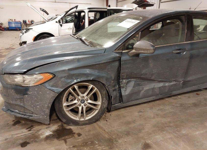 Photo 6 of 2018 Ford Fusion SE (VIN 3FA6P0HD1JR224639)