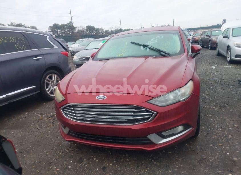 Photo 6 of 2018 Ford Fusion SE (VIN 3FA6P0HD1JR256877)