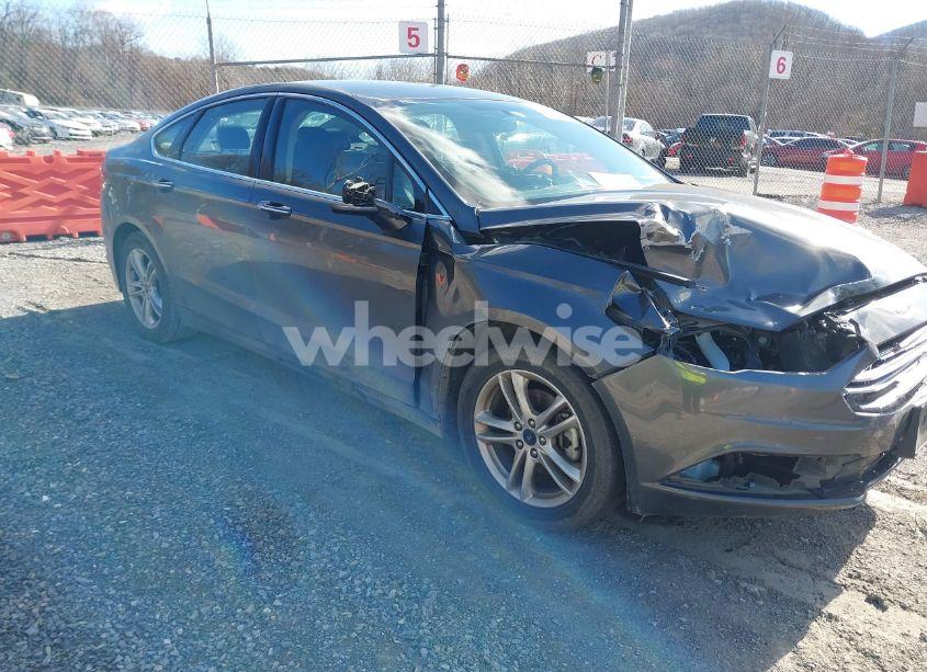 2018 Ford Fusion SE (VIN 3FA6P0HD1JR283027) main photo