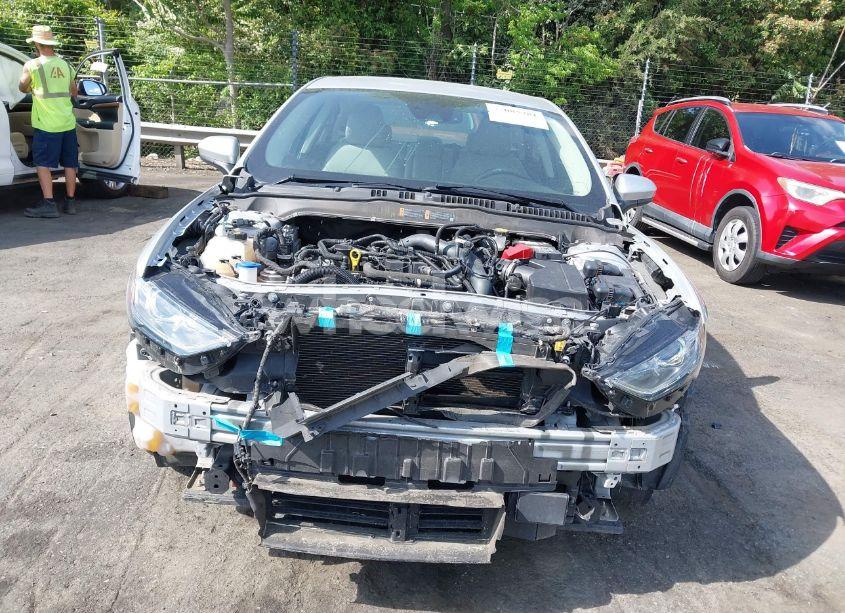 Photo 6 of 2019 Ford Fusion SE (VIN 3FA6P0HD1KR126681)