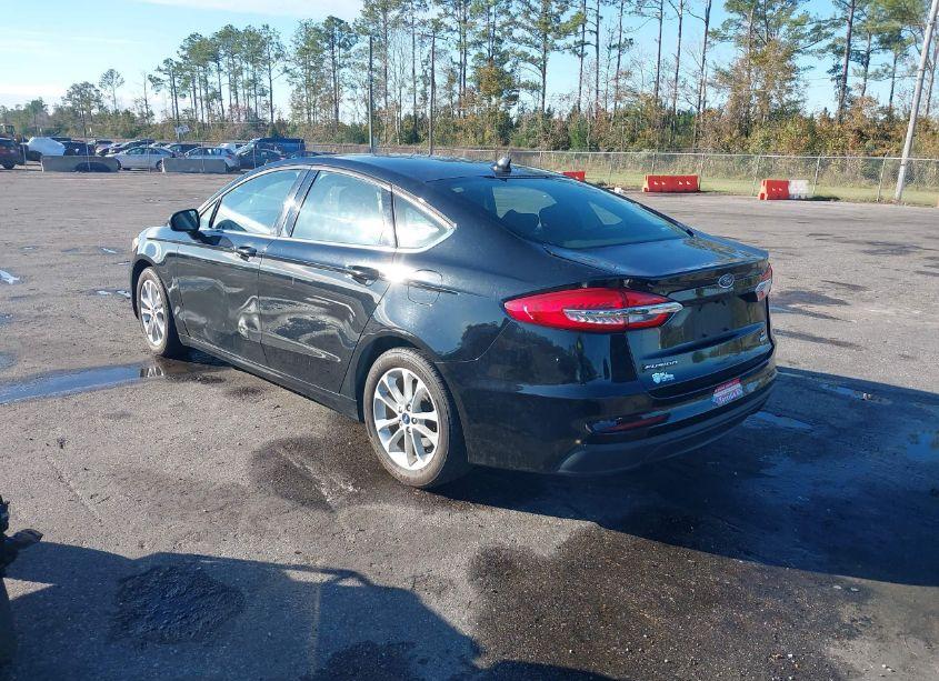 Photo 3 of 2019 Ford Fusion SE (VIN 3FA6P0HD1KR154089)