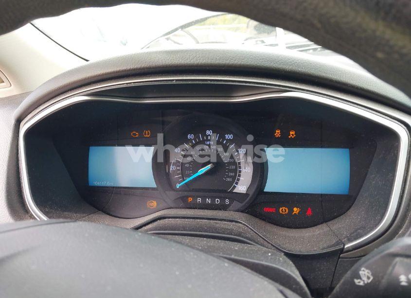 Photo 7 of 2019 Ford Fusion SE (VIN 3FA6P0HD1KR164556)