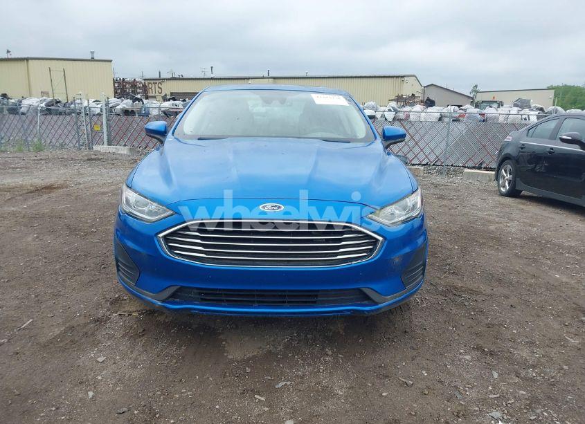 Photo 11 of 2019 Ford Fusion SE (VIN 3FA6P0HD1KR166033)