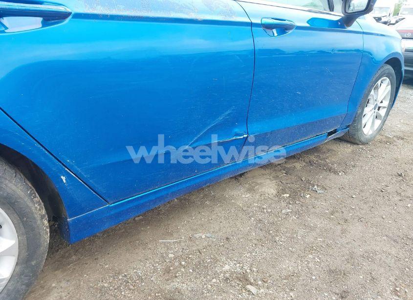 Photo 6 of 2019 Ford Fusion SE (VIN 3FA6P0HD1KR166033)