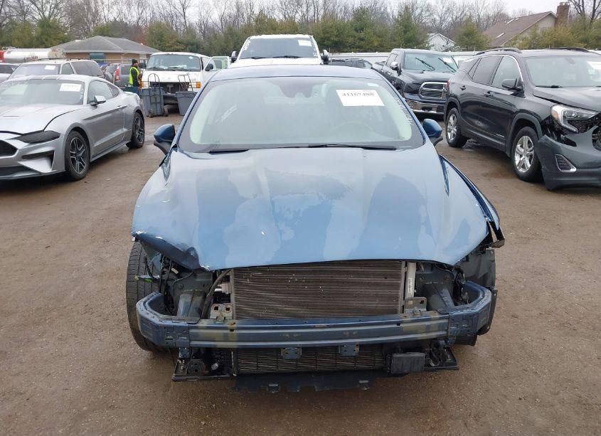 Photo 13 of 2019 Ford Fusion SE (VIN 3FA6P0HD1KR195063)