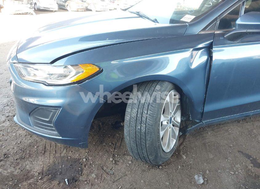 Photo 6 of 2019 Ford Fusion SE (VIN 3FA6P0HD1KR200701)