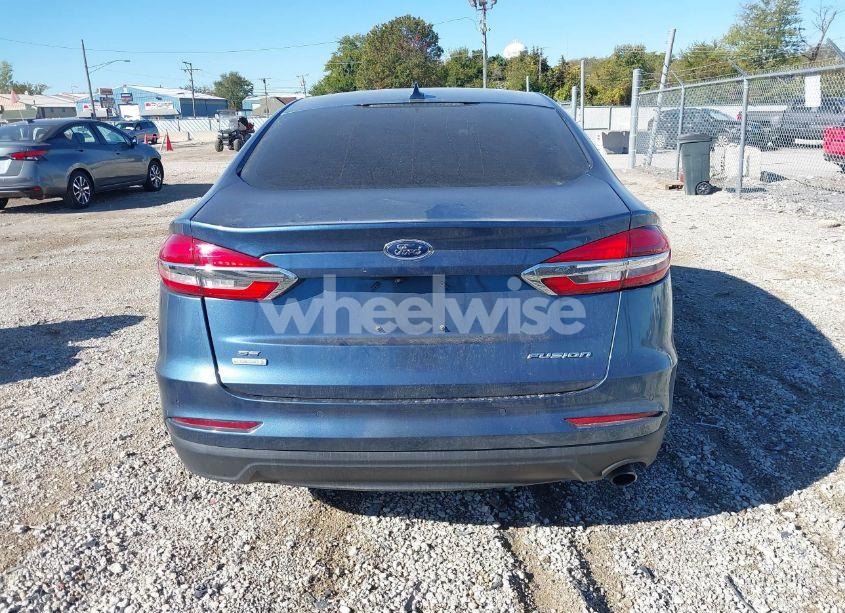 Photo 16 of 2019 Ford Fusion SE (VIN 3FA6P0HD1KR203758)