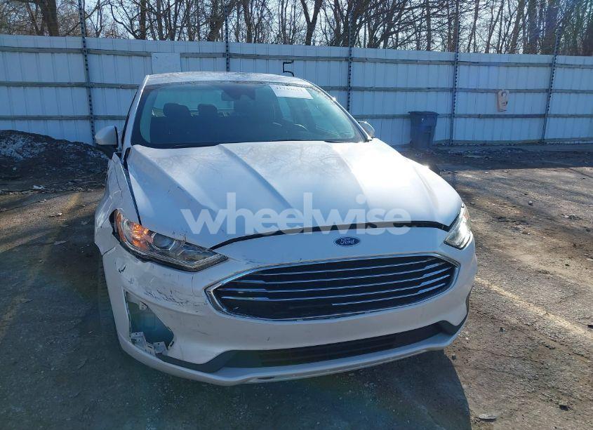 Photo 12 of 2020 Ford Fusion SE (VIN 3FA6P0HD1LR122177)
