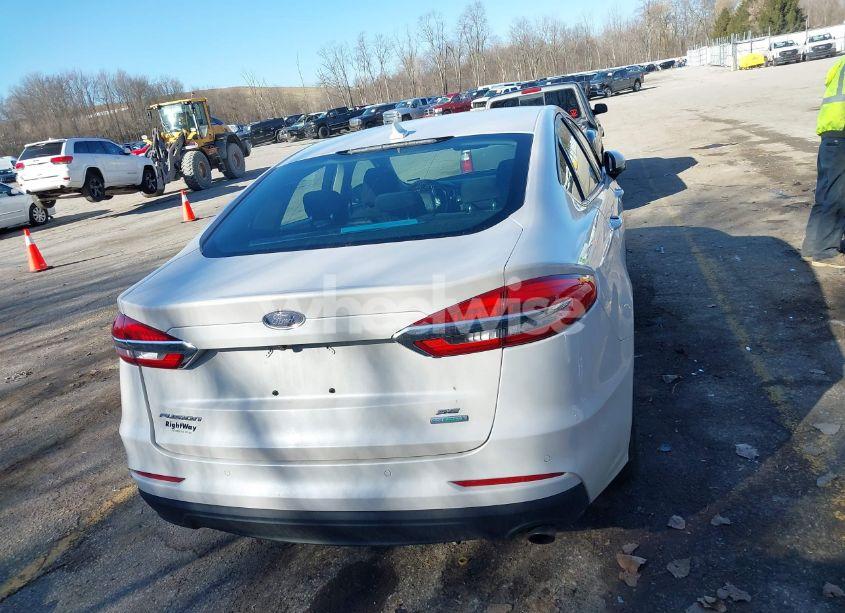 Photo 16 of 2020 Ford Fusion SE (VIN 3FA6P0HD1LR122177)