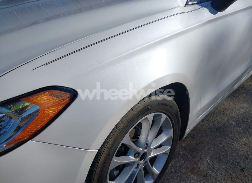 Photo 20 of 2020 Ford Fusion SE (VIN 3FA6P0HD1LR122177)