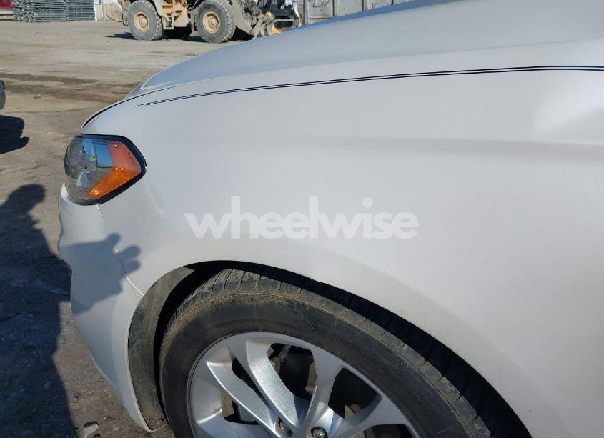 Photo 21 of 2020 Ford Fusion SE (VIN 3FA6P0HD1LR122177)