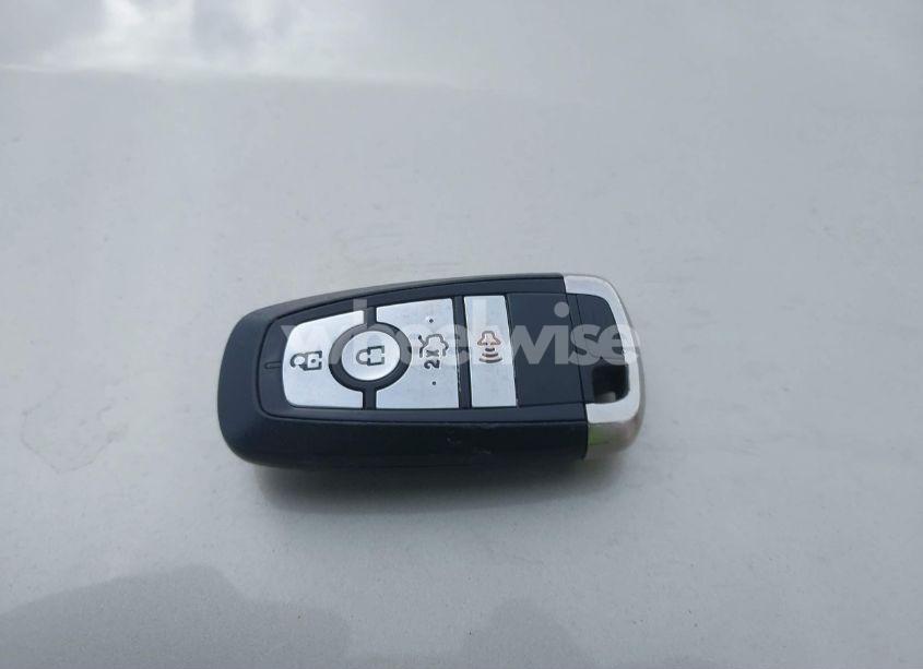 Photo 11 of 2020 Ford Fusion SE (VIN 3FA6P0HD1LR164204)