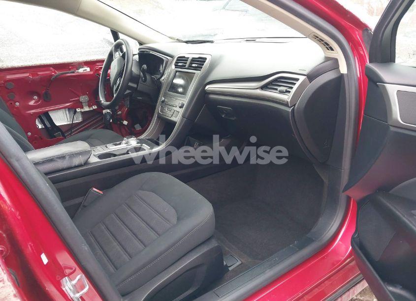 Photo 5 of 2020 Ford Fusion SE (VIN 3FA6P0HD1LR164204)