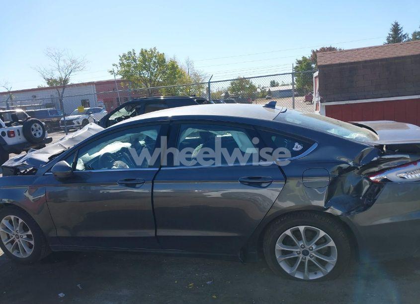 Photo 14 of 2020 Ford Fusion SE (VIN 3FA6P0HD1LR167247)