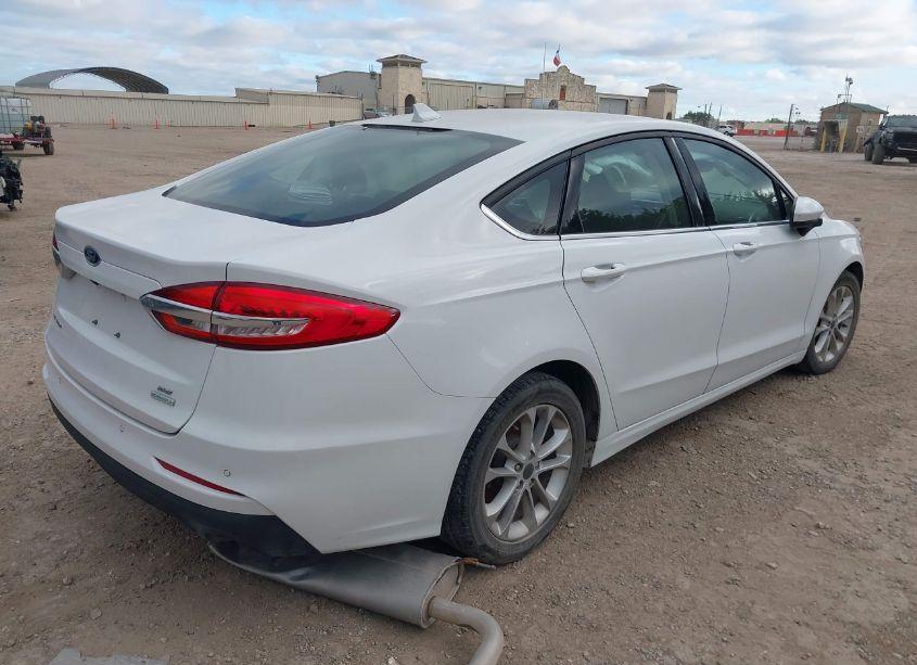 Photo 4 of 2020 Ford Fusion SE (VIN 3FA6P0HD1LR201171)