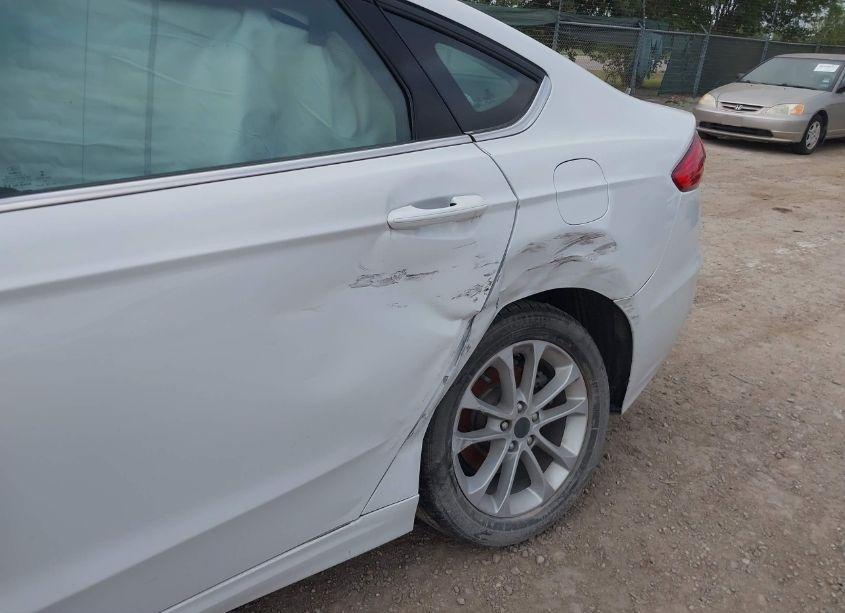 Photo 6 of 2020 Ford Fusion SE (VIN 3FA6P0HD1LR201171)