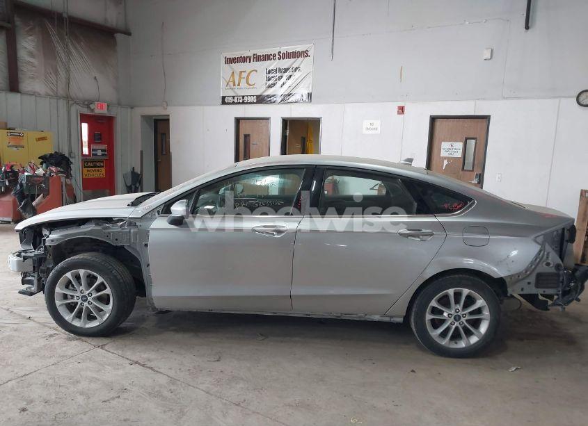 Photo 15 of 2020 Ford Fusion SE (VIN 3FA6P0HD1LR248846)
