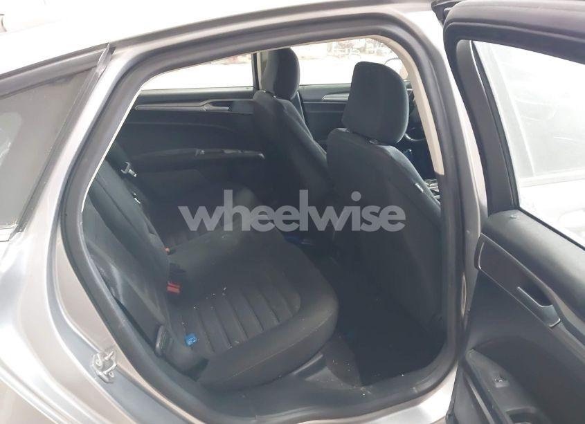 Photo 8 of 2020 Ford Fusion SE (VIN 3FA6P0HD1LR248846)