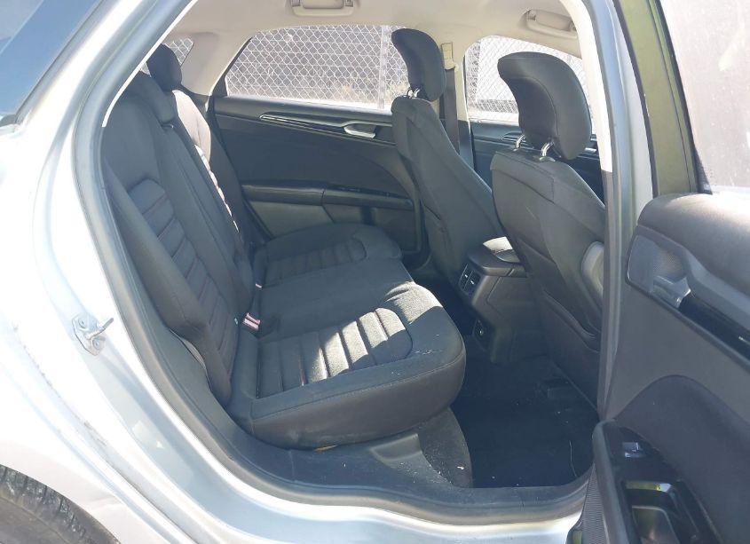 Photo 8 of 2014 Ford Fusion SE (VIN 3FA6P0HD2ER114835)