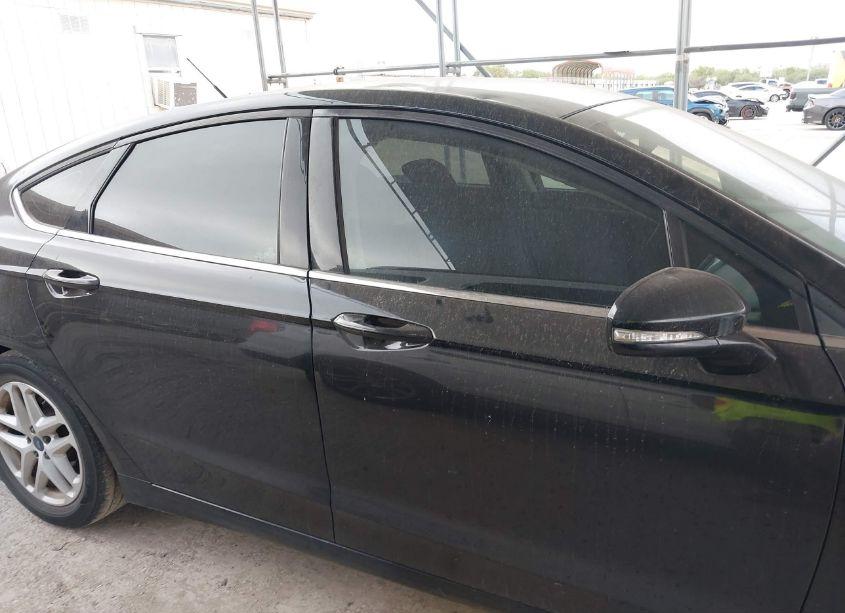 Photo 13 of 2014 Ford Fusion SE (VIN 3FA6P0HD2ER193598)