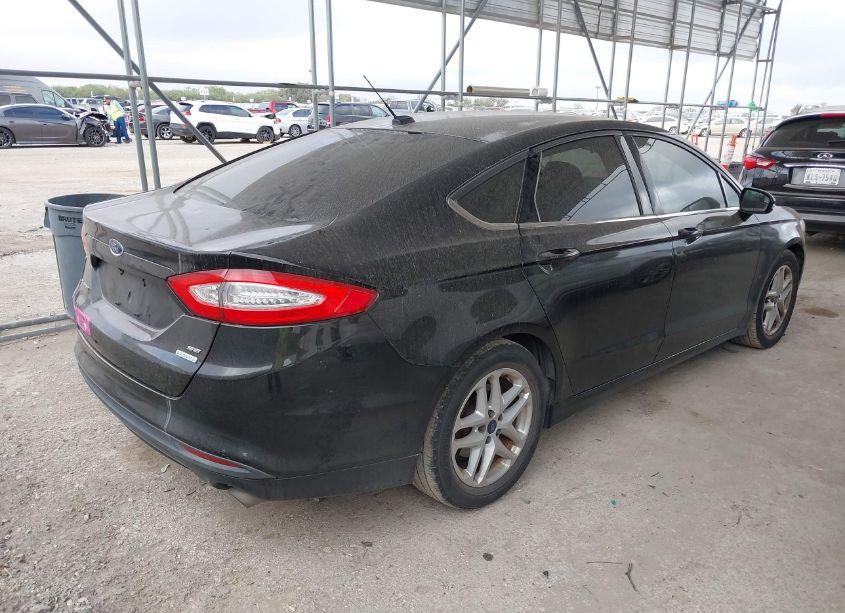Photo 4 of 2014 Ford Fusion SE (VIN 3FA6P0HD2ER193598)