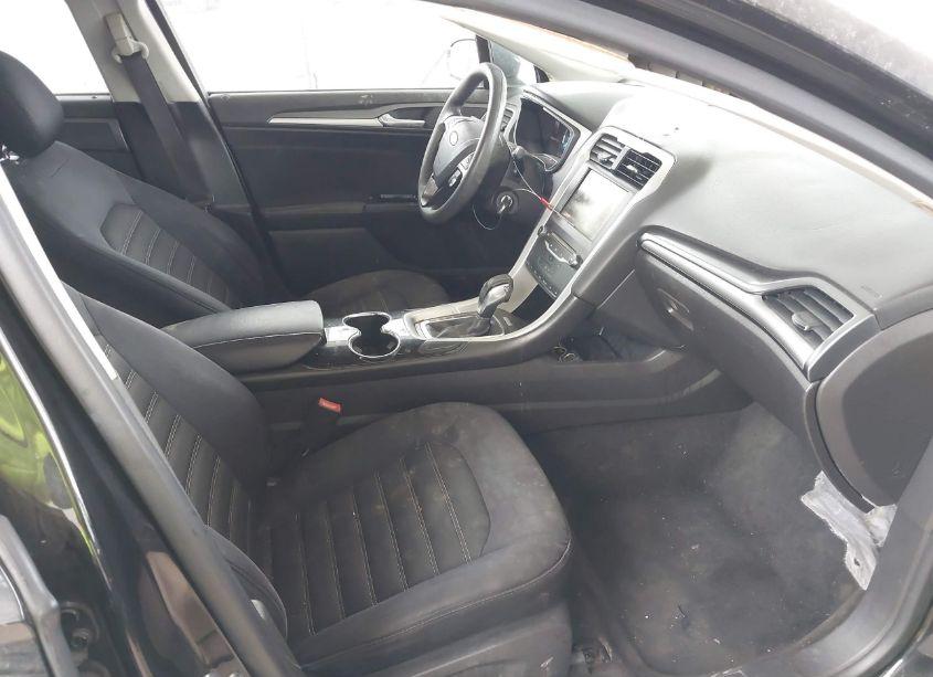 Photo 5 of 2014 Ford Fusion SE (VIN 3FA6P0HD2ER193598)