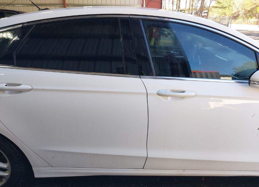 Photo 13 of 2014 Ford Fusion SE (VIN 3FA6P0HD2ER195321)