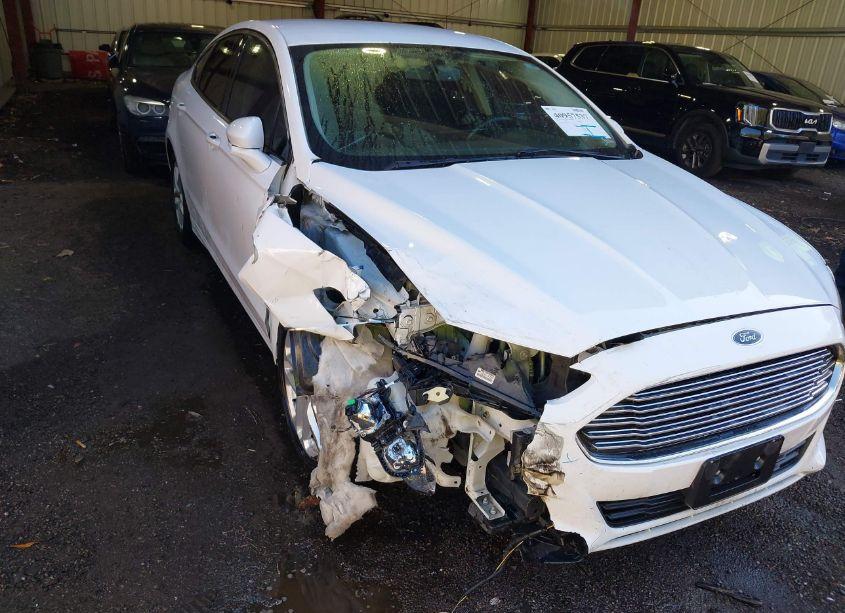 Photo 6 of 2014 Ford Fusion SE (VIN 3FA6P0HD2ER195321)