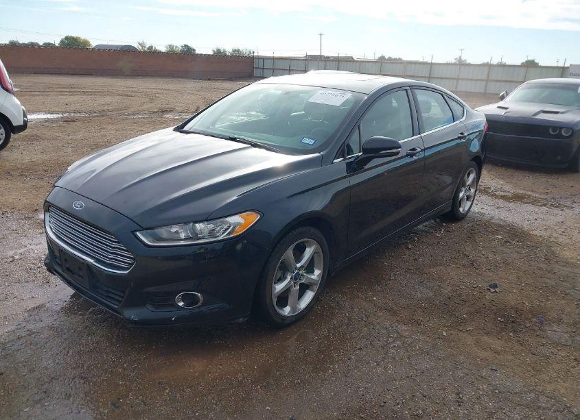 Photo 2 of 2014 Ford Fusion SE (VIN 3FA6P0HD2ER217981)