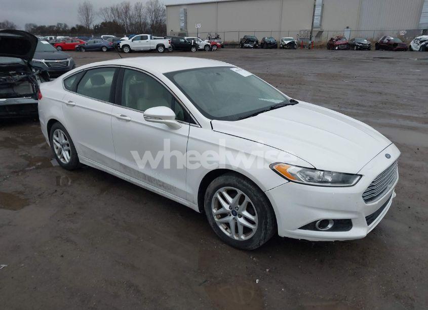 2014 Ford Fusion SE (VIN 3FA6P0HD2ER247188) main photo