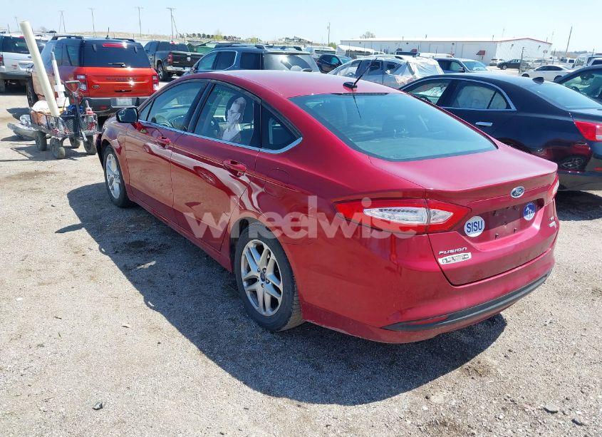 Photo 3 of 2014 Ford Fusion SE (VIN 3FA6P0HD2ER268834)