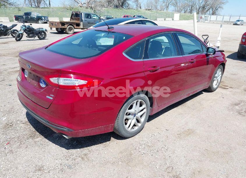Photo 4 of 2014 Ford Fusion SE (VIN 3FA6P0HD2ER268834)