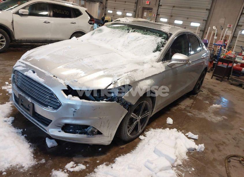 Photo 2 of 2014 Ford Fusion SE (VIN 3FA6P0HD2ER297203)