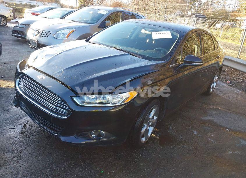 Photo 2 of 2014 Ford Fusion SE (VIN 3FA6P0HD2ER326778)