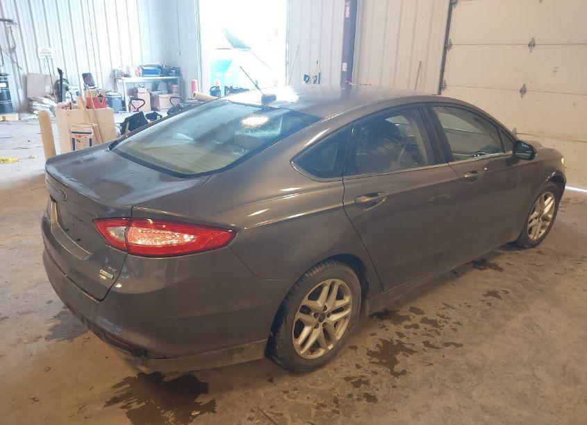 Photo 4 of 2014 Ford Fusion SE (VIN 3FA6P0HD2ER339790)