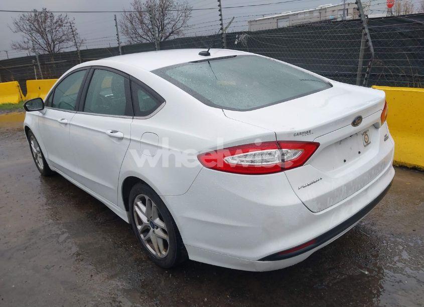 Photo 3 of 2015 Ford Fusion SE (VIN 3FA6P0HD2FR129434)