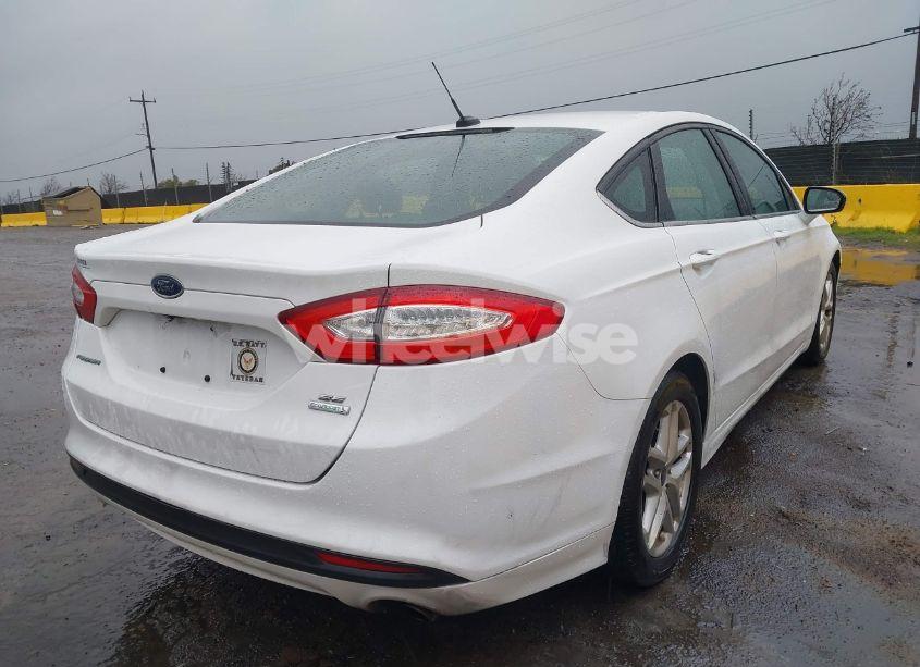Photo 4 of 2015 Ford Fusion SE (VIN 3FA6P0HD2FR129434)